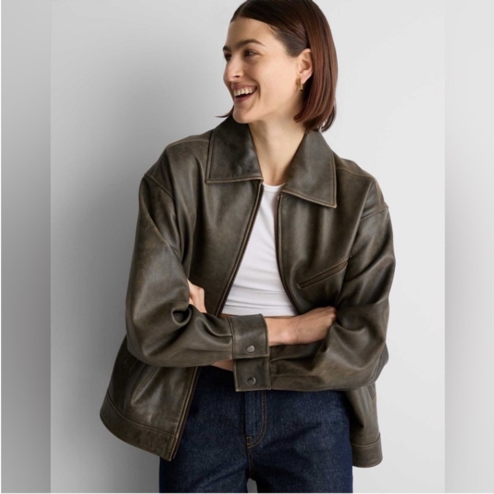 Quince 100% Leather Soft
Oversized Bomber
Distressed Brown Jacket
Size Small - Picture 2 of 10